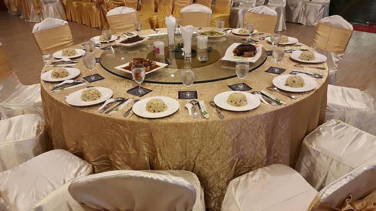 Famous Hotel Баго Екстериор снимка